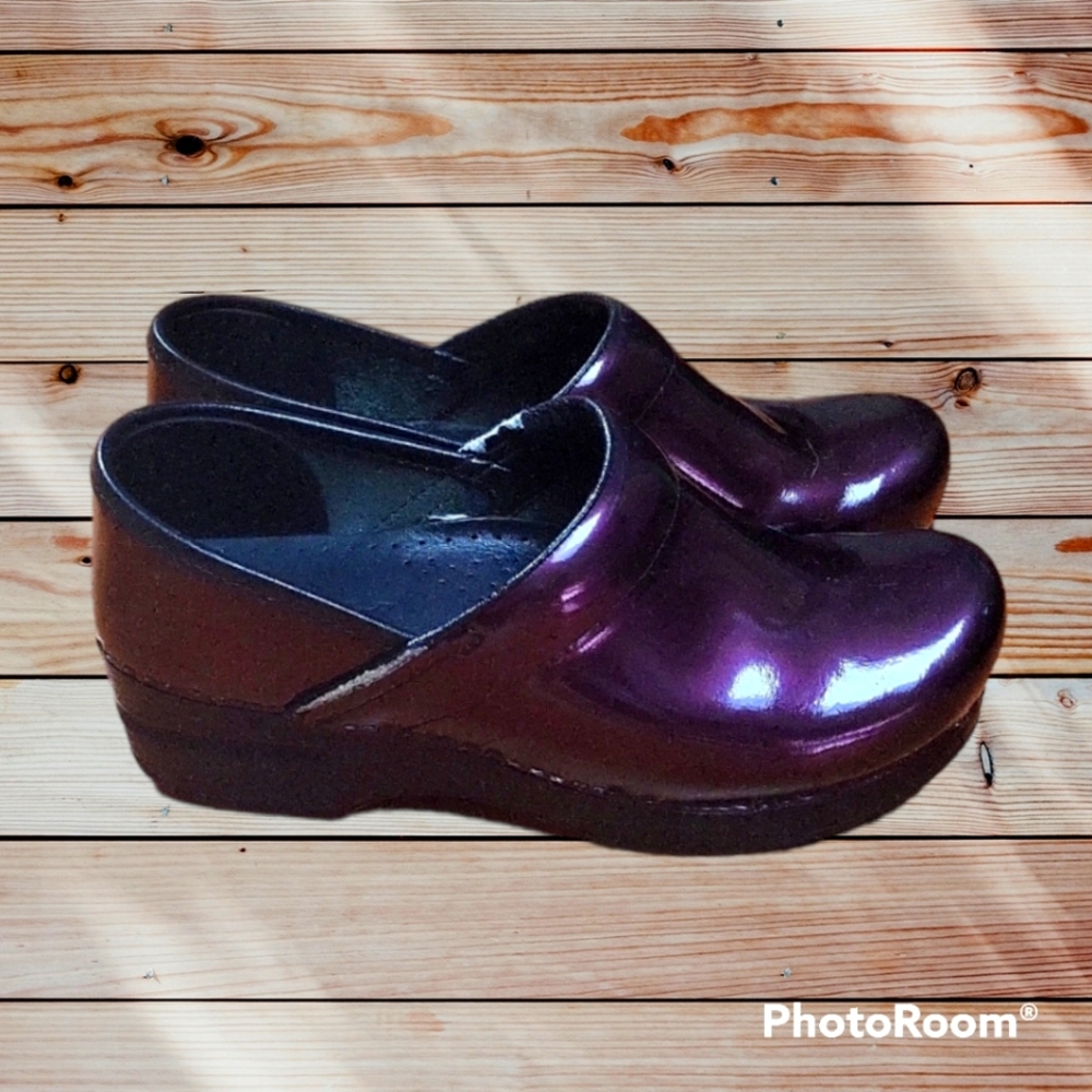 Dansko Purple Clogs - Picture 1 of 12